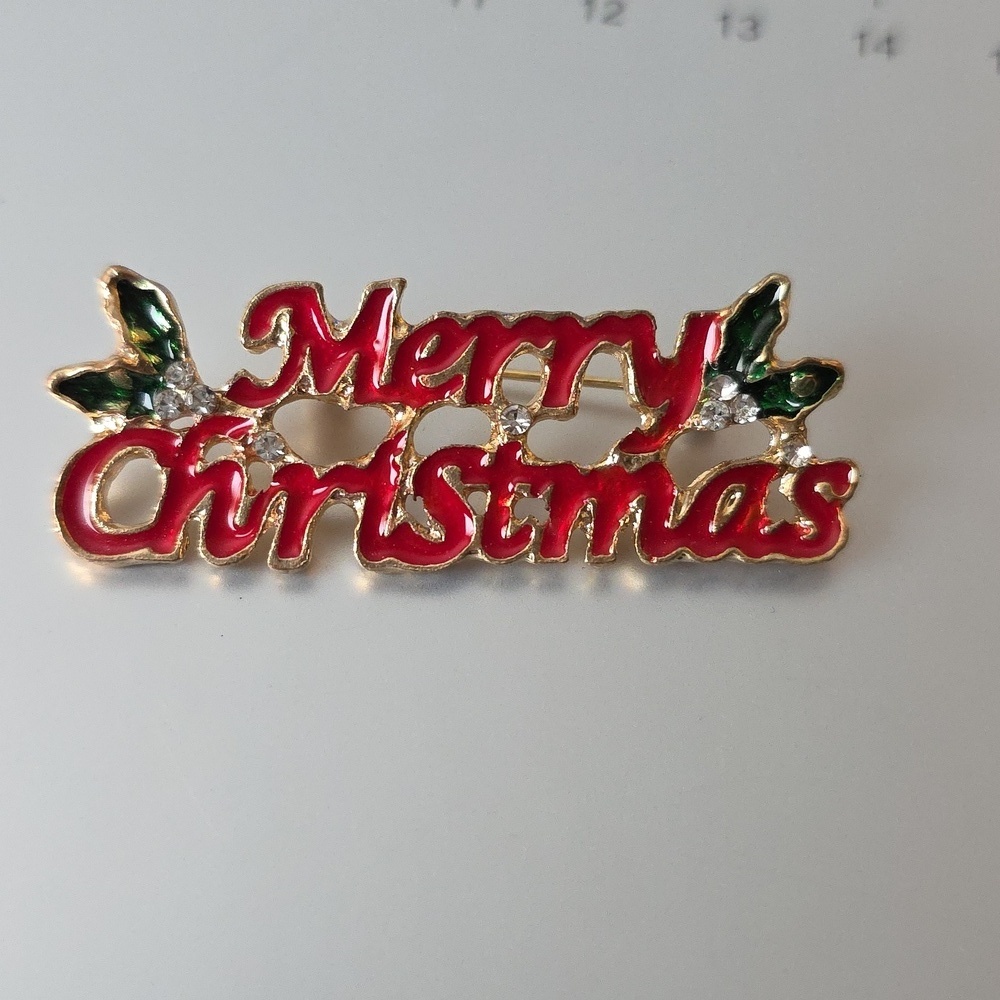 Merry Christmas Pin BROOCH HOLLY LEAVES BLING